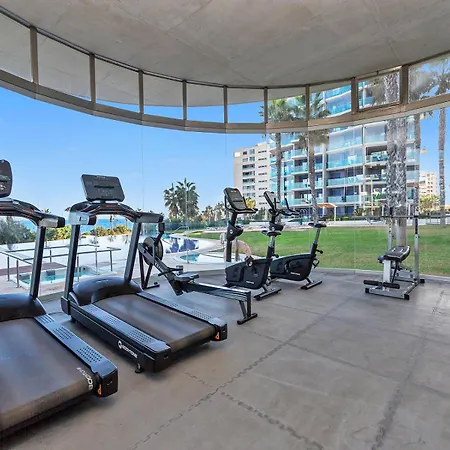 Luxury Penthouse With A Private Jacuzzi!