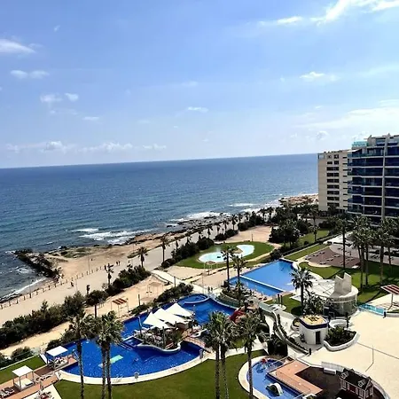 Appartement Luxury Penthouse With A Private Jacuzzi!