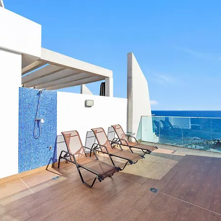 Luxury Penthouse With A Private Jacuzzi! Apartmán