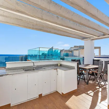 Luxury Penthouse With A Private Jacuzzi!